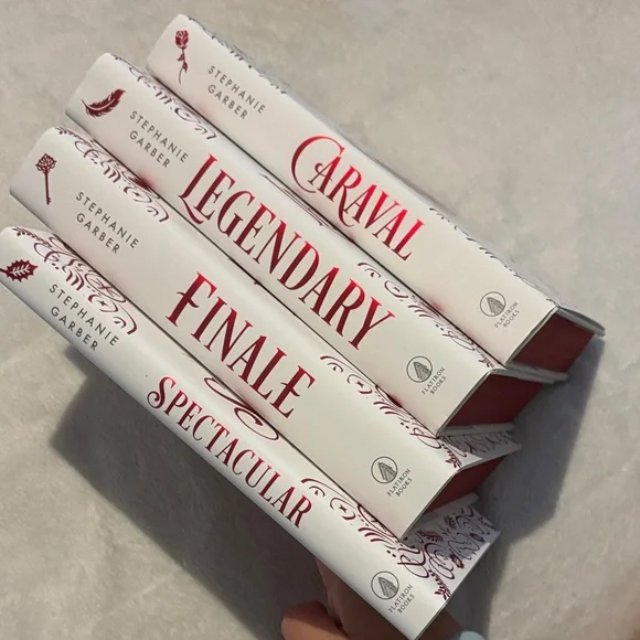 Caraval Holiday Collection Box Set - Picture 2 of 3